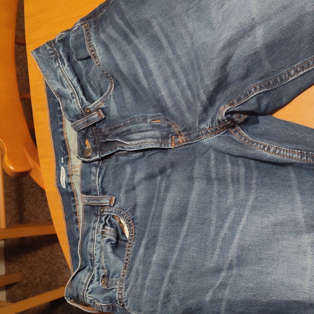 Blue jeans, 32 × 30 size